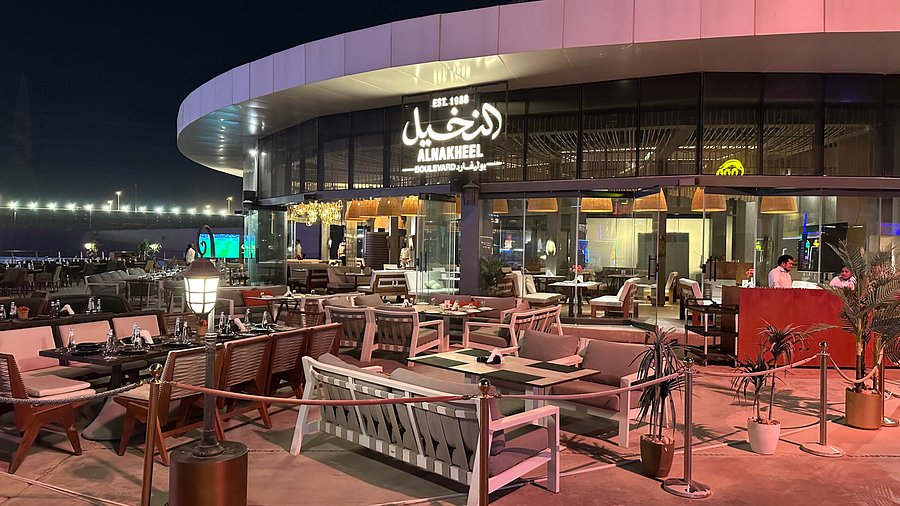 مطعم النخيل، مطاعم ليالي الدرعية