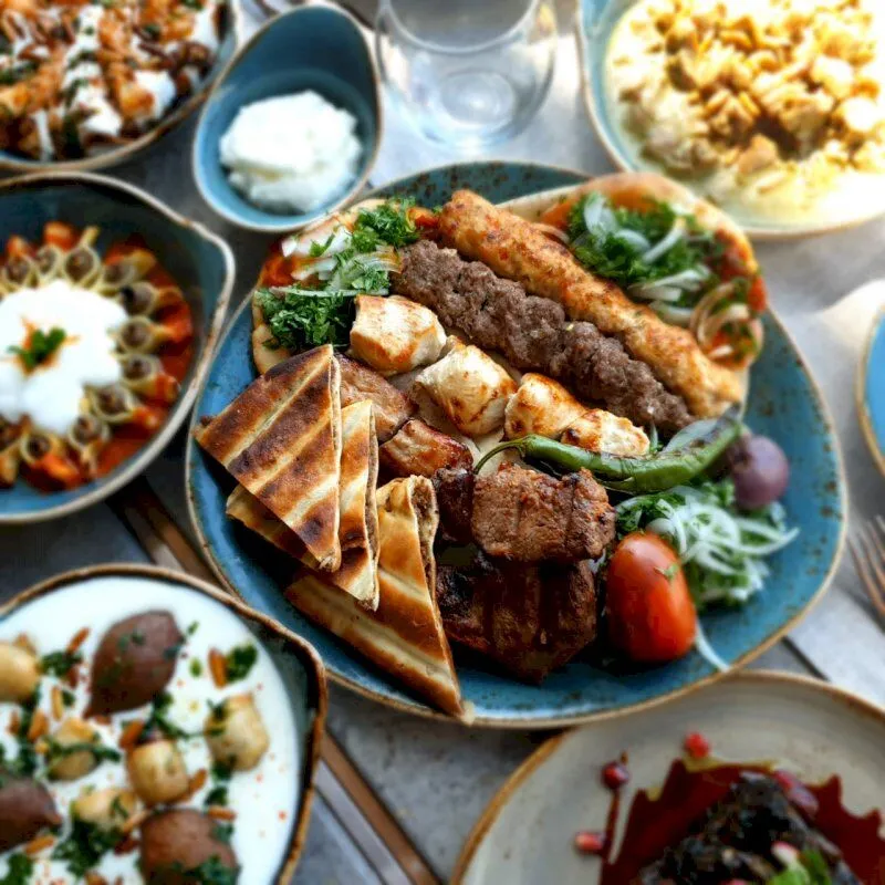 مطعم شبابيك ليالي الدرعية
